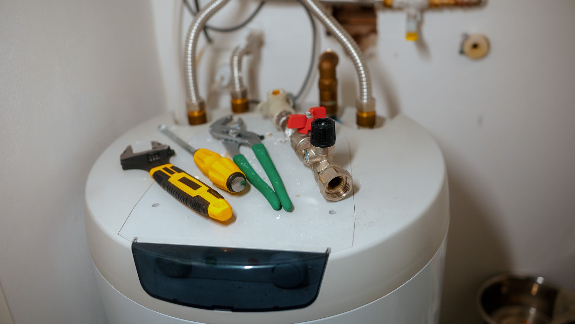 how to flush your water heater without calling a pro